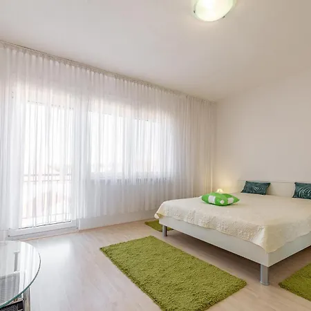 Apartment Cozy In With House Sea View *